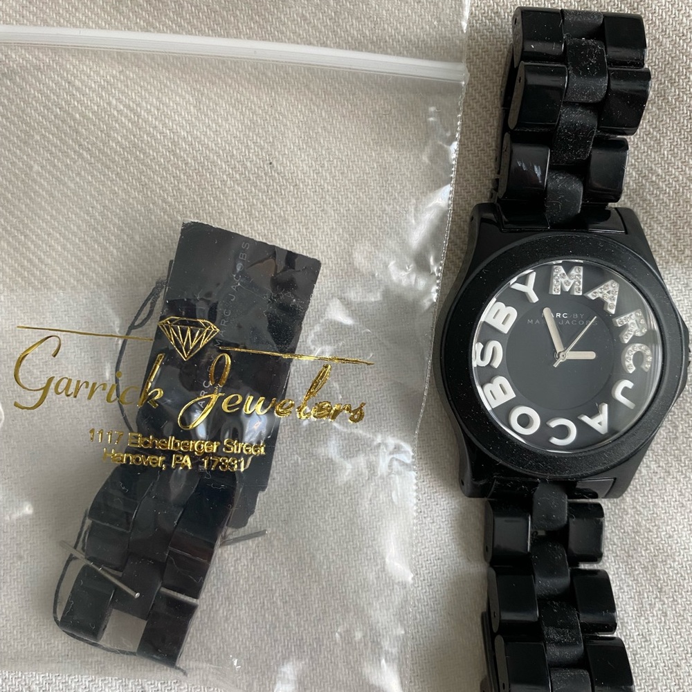 Marc Jacobs Black Watch